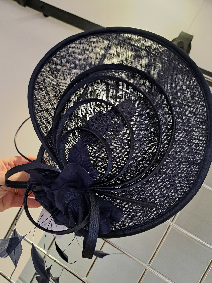 Upturn back fascinator - Maya Maya Ltd