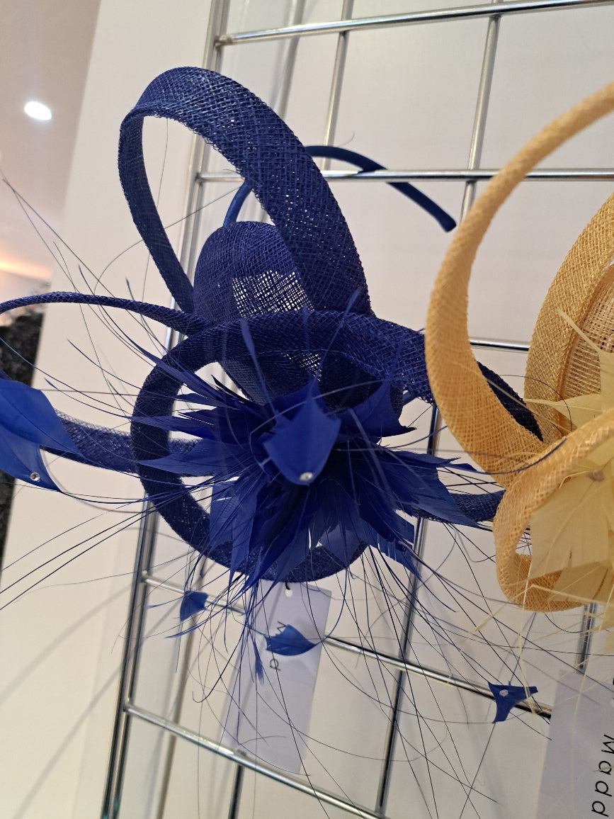 Feather flower fascinator - Maya Maya Ltd