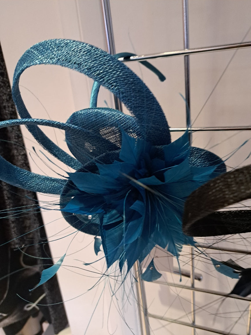 Feather flower fascinator - Maya Maya Ltd