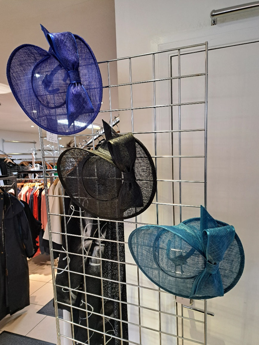 Upturn fascinator with bow - Maya Maya Ltd