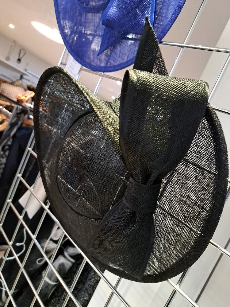Upturn fascinator with bow - Maya Maya Ltd