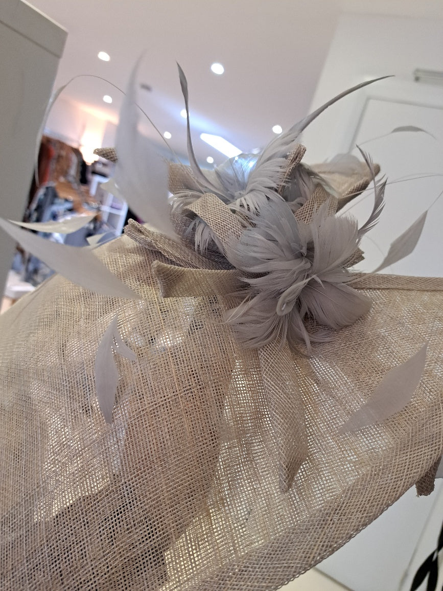 Sara Gadd fascinator - Maya Maya Ltd