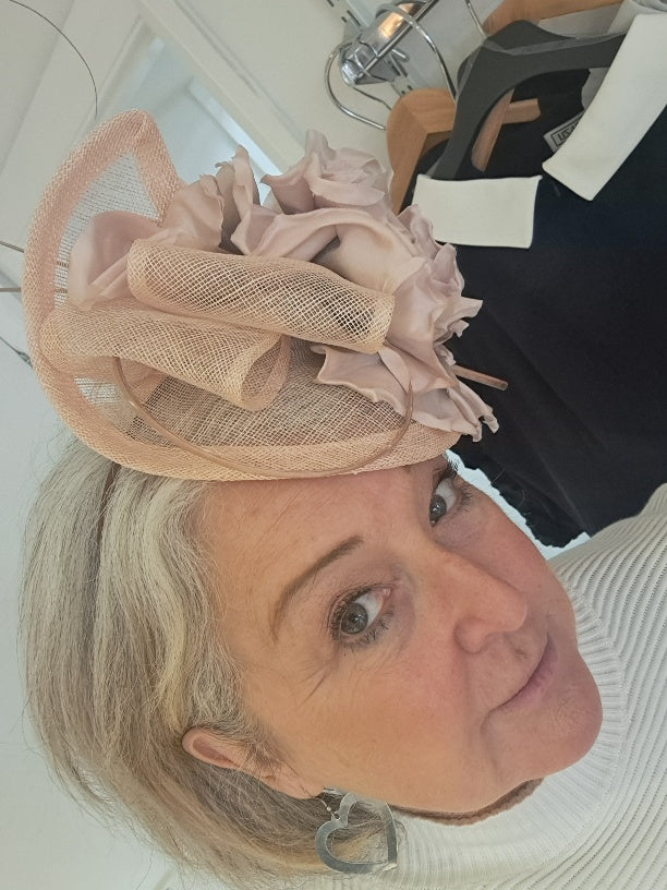 Sara Gadd pink fascinator - Maya Maya Ltd