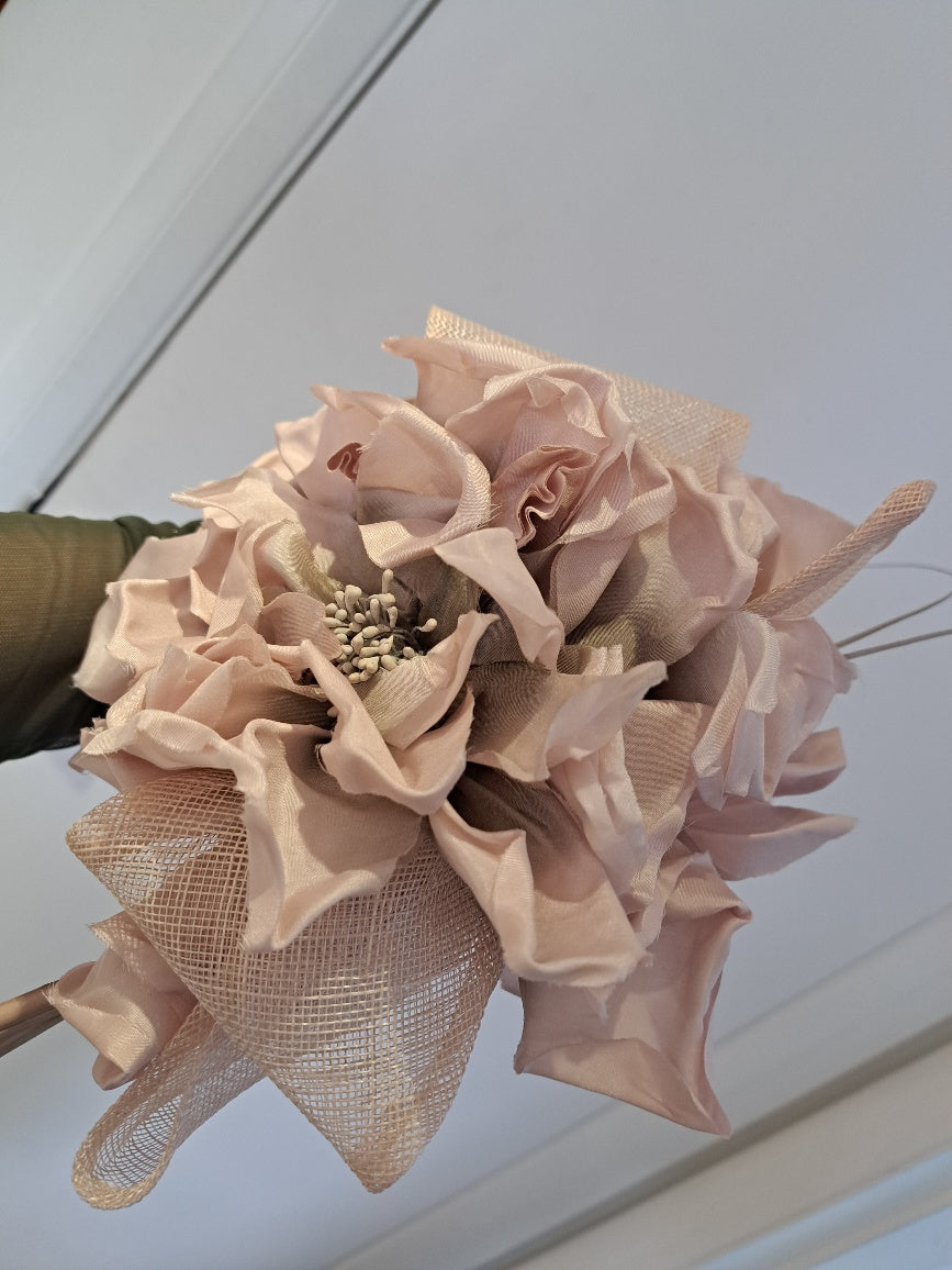 Sara Gadd pink fascinator - Maya Maya Ltd