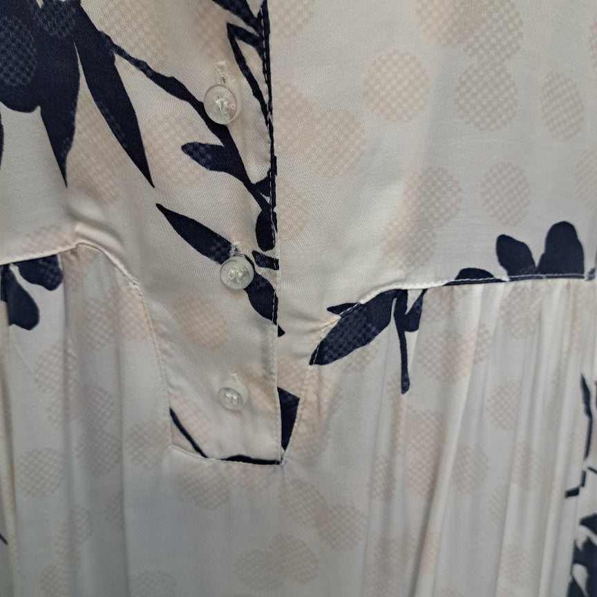 Navy white flower print dress