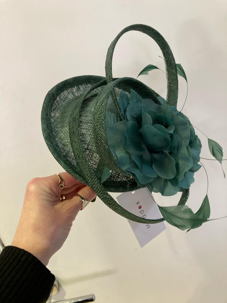 Small flower detail fascinator - Maya Maya Ltd