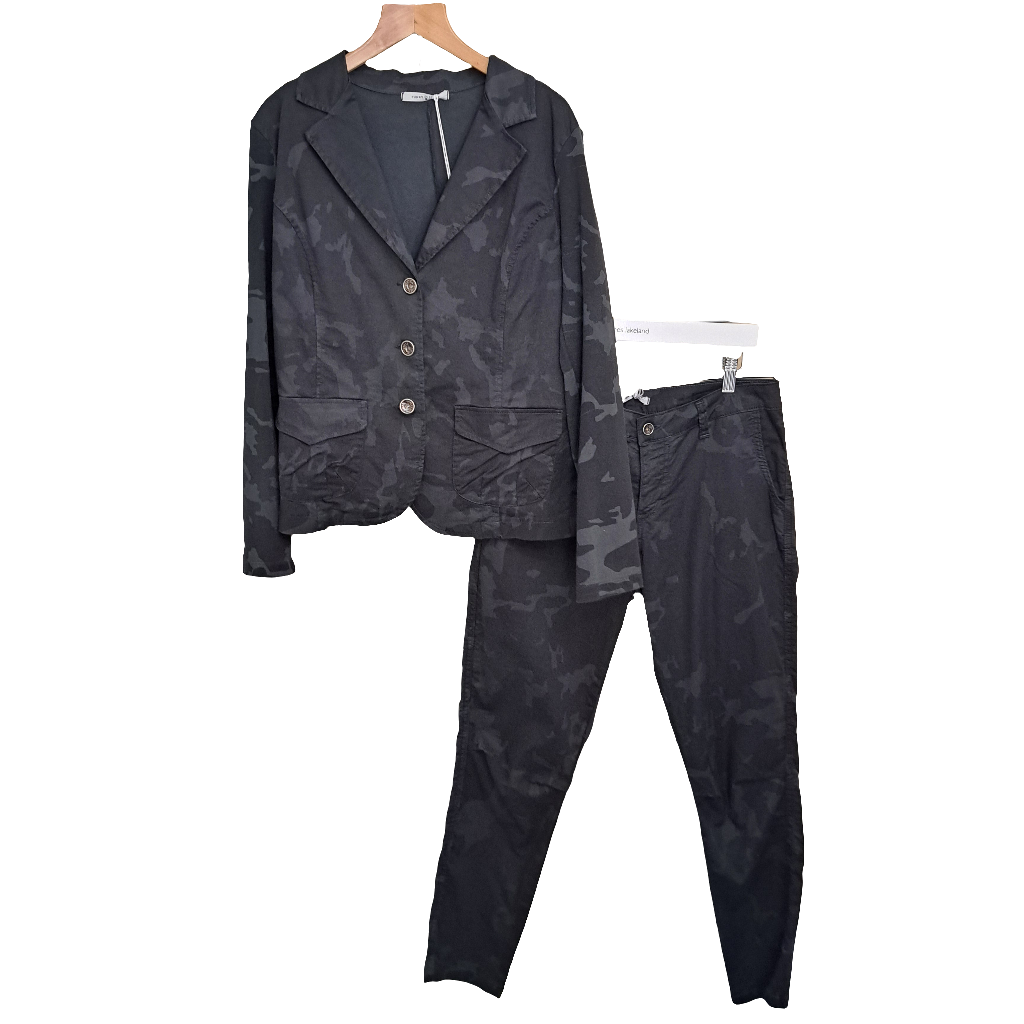 Stretch cotton/jersey mix grey black suit