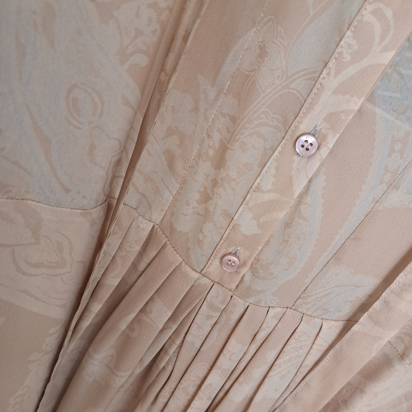 Maxi dress gold paisley
