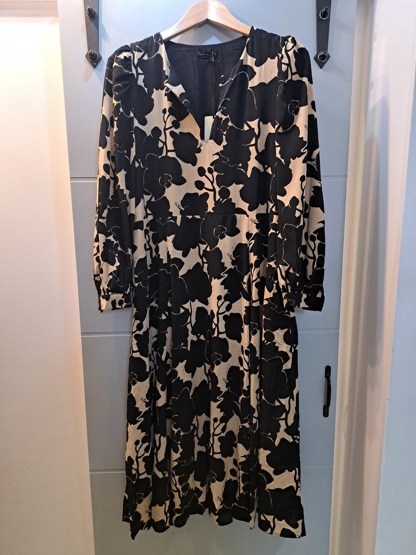 black cream midi dress - Maya Maya Ltd