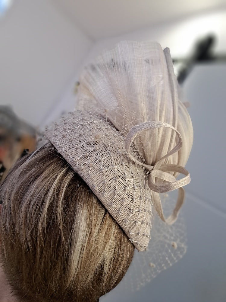 Pearl silver skull cap fascinator - Maya Maya Ltd