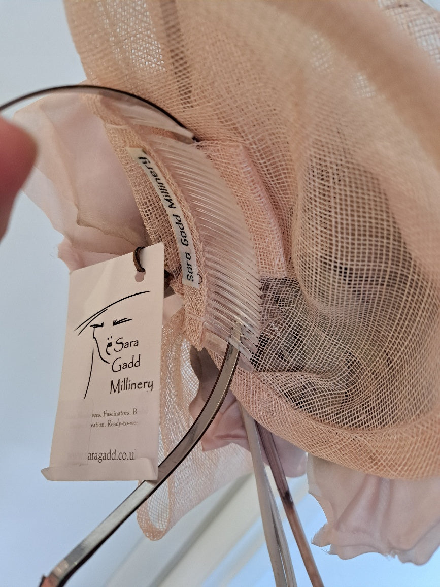 Sara Gadd pink fascinator - Maya Maya Ltd