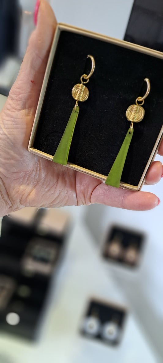 Power drop earrings Green