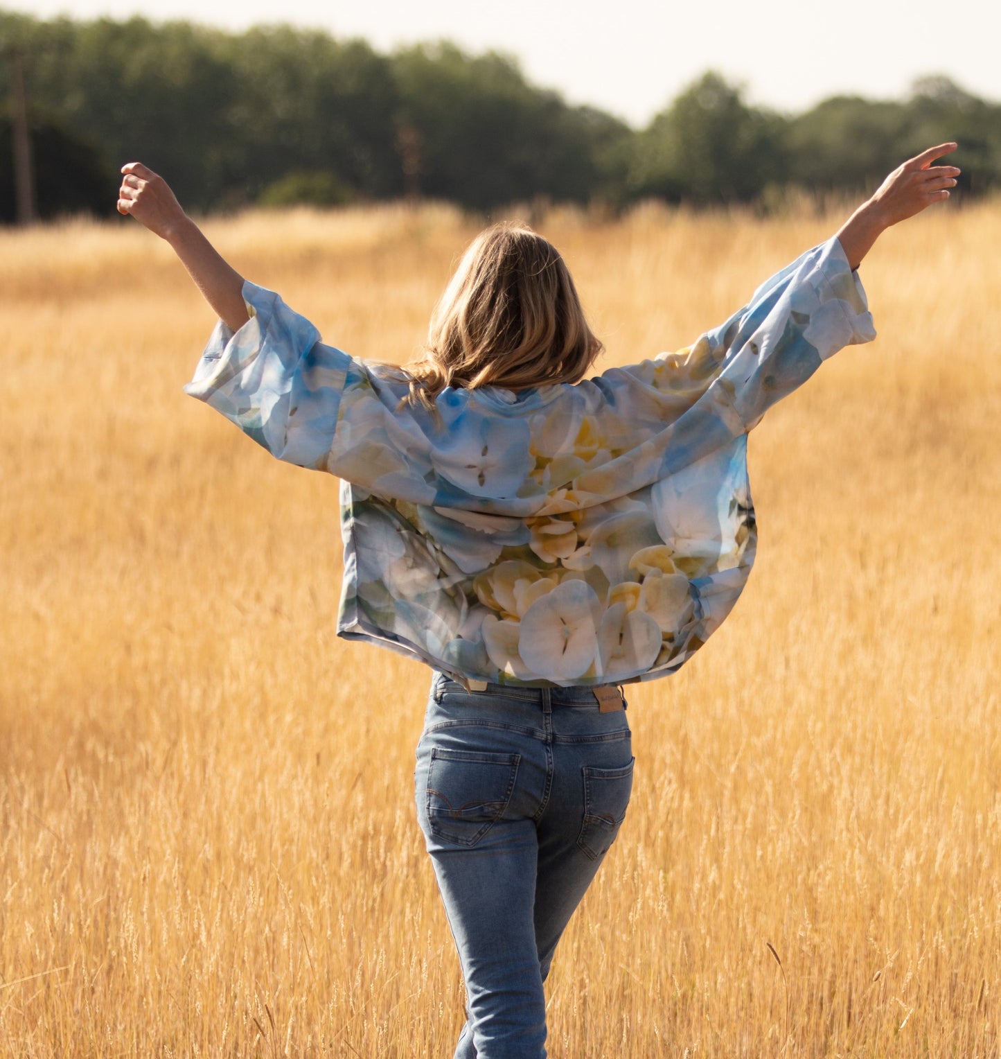 Kimono jacket Hydrangea Clouds - Maya Maya Ltd