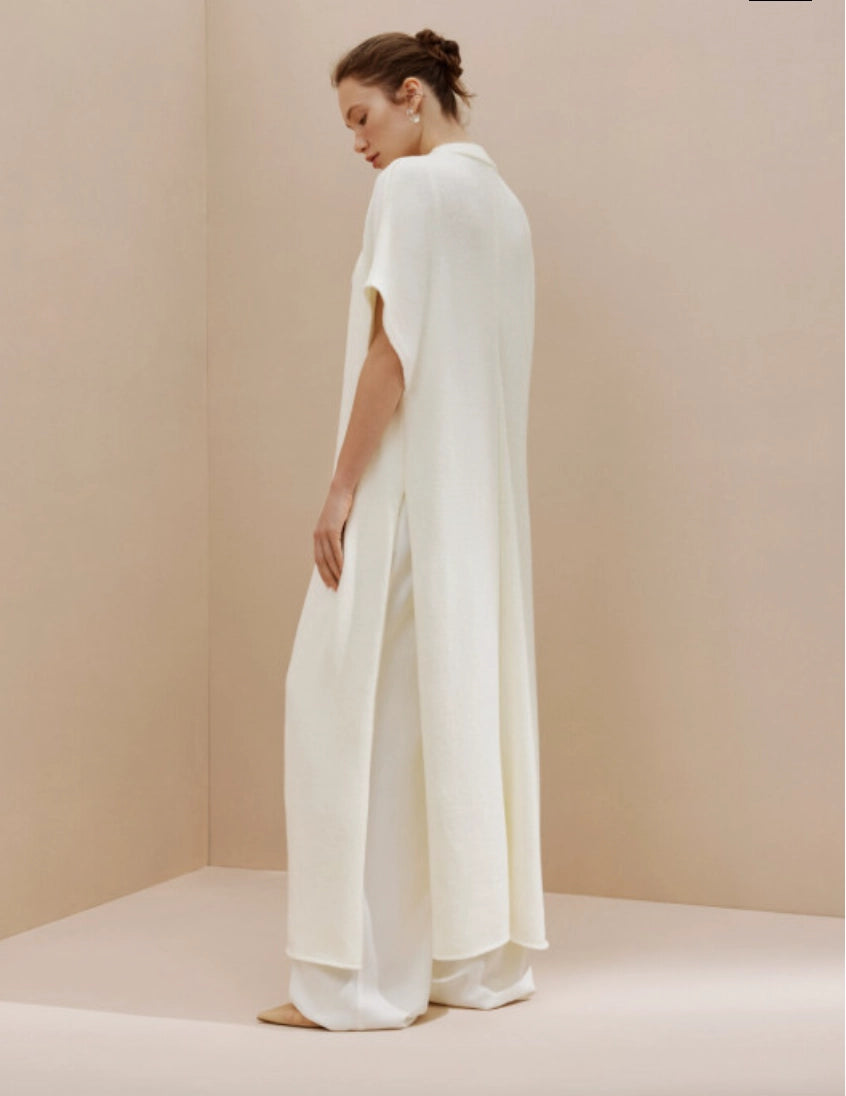 Long side slit gilet